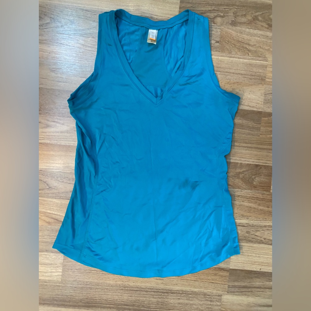 Lucy Workout Tank Top Size S